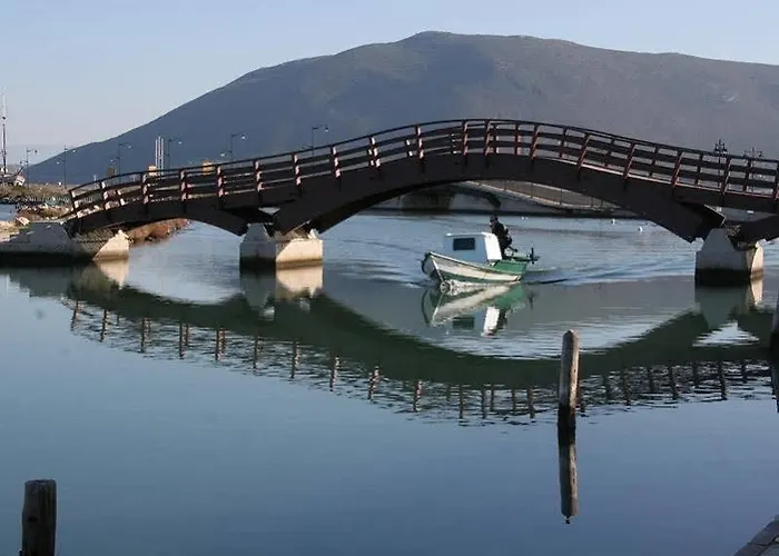 莱夫卡达一室公寓 Sívros